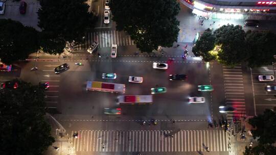 广州城市珠江新城夜景车流灯光