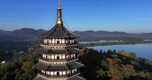 中国杭州西湖雷峰塔秋日美景