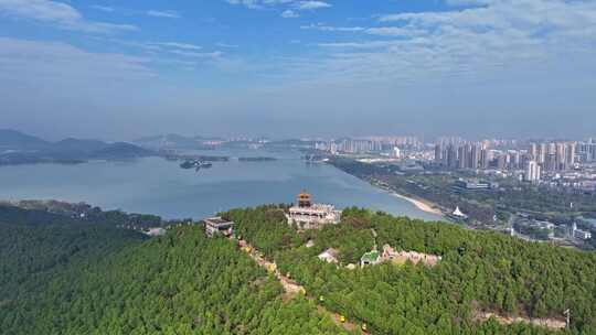 航拍徐州市云龙湖风景区云龙山观景台