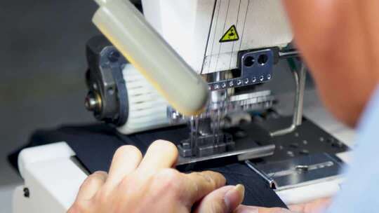 布料裁剪，缝纫机，服装加工，缝纫，纺织业