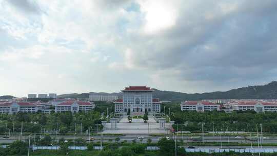 厦门大学航拍校园建筑风光学校风景教学楼