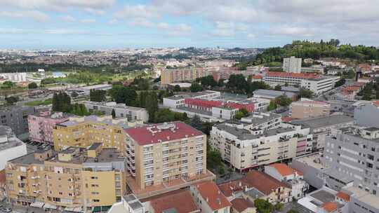 天线-葡萄牙贡多马尔市中心，以住宅建筑、