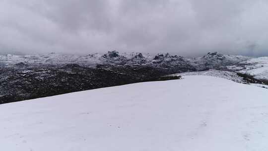 雪山风光