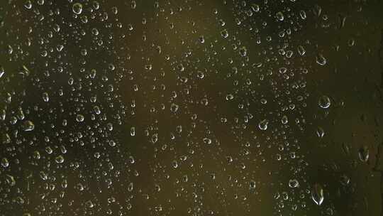 雨滴落在窗户上视频素材模板下载