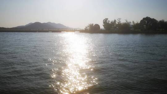 实拍 湖光 波面 波光粼粼 湖水