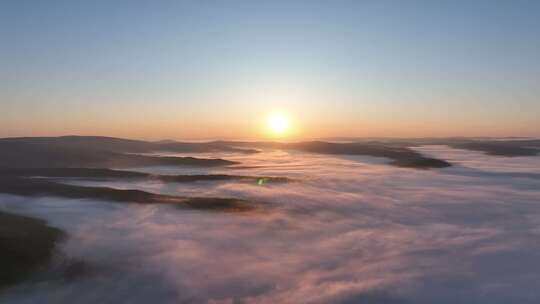 航拍黎明山川日出