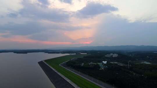 绝美航拍湖景夕阳，湖北荆州松滋洈水大坝