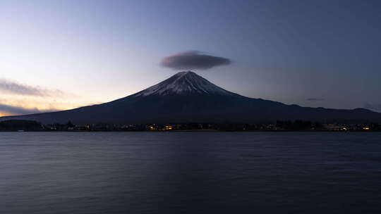 自然高山雪山山峰日本富士山宁静日出日落