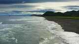 堪察加半岛的黑色沙滩高清在线视频素材下载