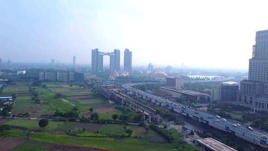加尔各答，印度：-加尔各答市鸟瞰，国际贸易中心酒店、氛围建筑和maa飞越