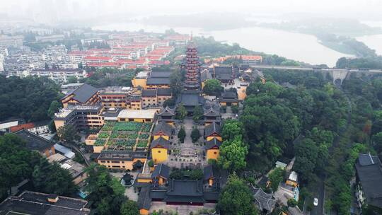 南京市古鸡鸣寺航拍风光