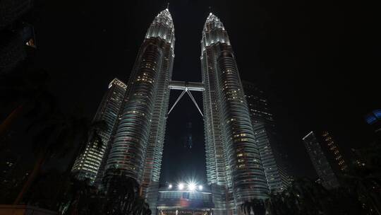 马来西亚吉隆坡双子塔夜景