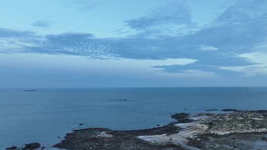 大海航拍海上礁石海水海洋风光海天一线风景