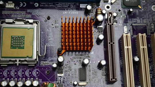 （4K合集）电路电子元件芯片科技科研视频素材模板下载