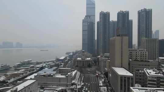 武汉江汉关大楼雪景航拍