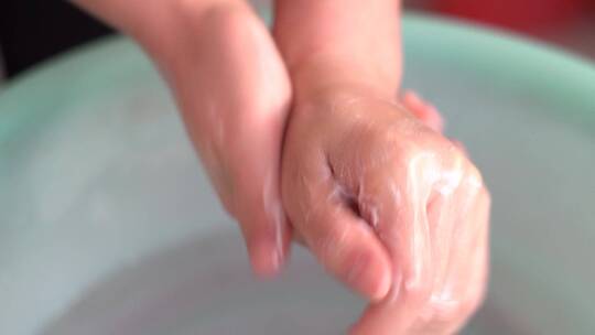 香皂洗手