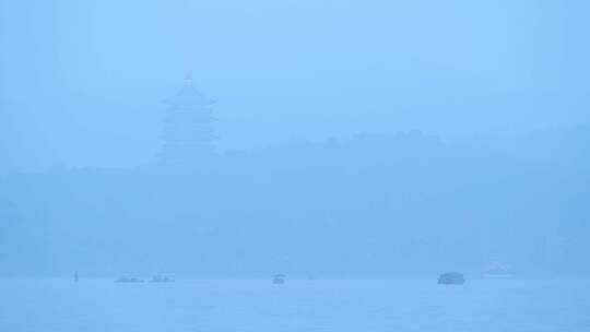 雾西湖雷峰塔风景