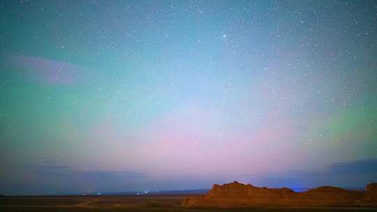 戈壁雅丹星空延时