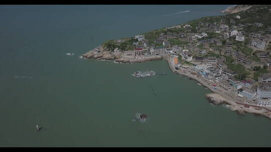 大海是良药 日出东极岛 海上布达拉宫 灯塔