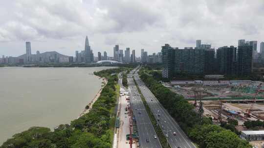 深圳滨海大道城市交通车流航拍