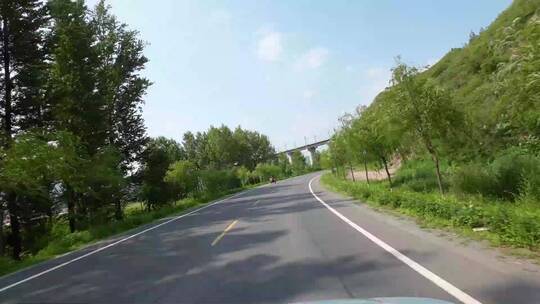 【合集】在公路上行驶的汽车