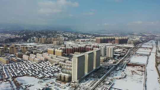 航拍城市雪景  雪后县城视频素材模板下载