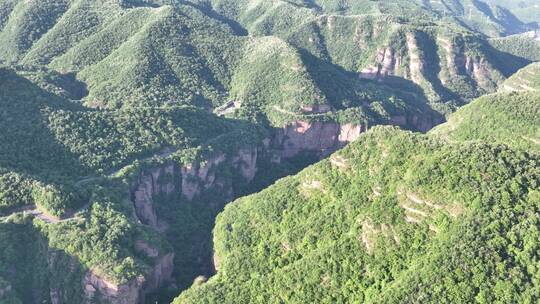 洛阳龙潭大峡谷旅游生态森林河流航拍景点