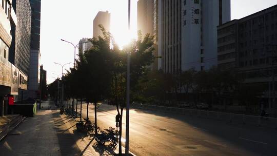 早晨城市逆光唯美大景