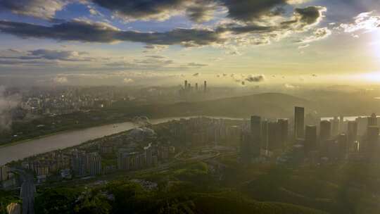 延时航拍南宁五象岭日出云海盛况