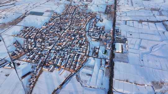 大地村庄雪原航拍