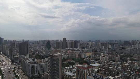 雨后城市风光