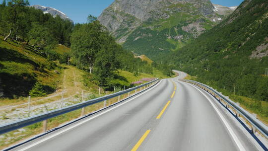挪威山脉蜿蜒道路视频素材模板下载