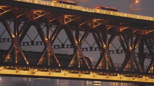 武汉城市交通长江大桥公路铁路双层桥梁