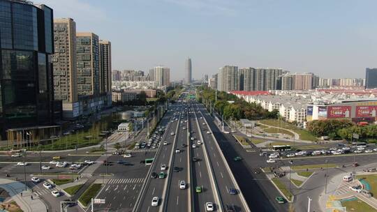 航拍城市交通高架桥车辆行驶