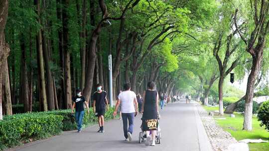 市民 下棋 跑步 周末