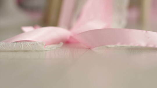 粉色和白色丝带。视频素材模板下载