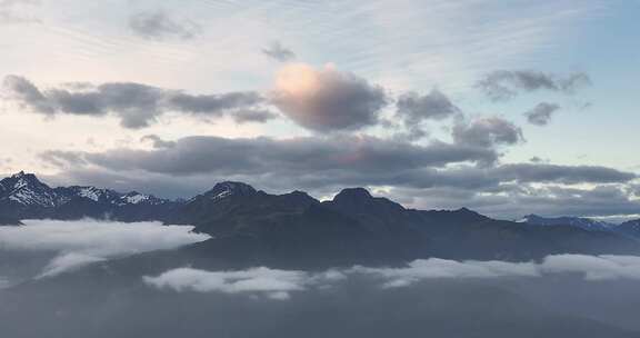 延时航拍新西兰福克斯冰川云层风光