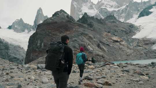 游客，徒步旅行，菲茨罗伊，山