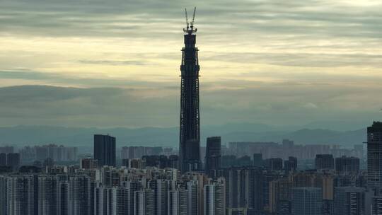 清晨的绿地468摩天大楼成都第一高楼