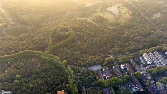 航拍秋色南京日出中山陵景区风光