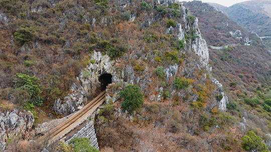 红河开远南洞情人峡谷滇越铁路旧址航拍