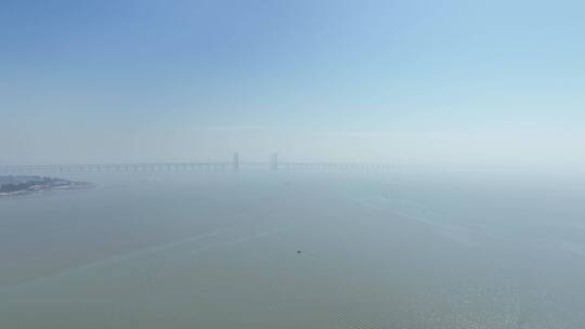 泉州湾跨海大桥航拍海上大桥大海桥梁风光