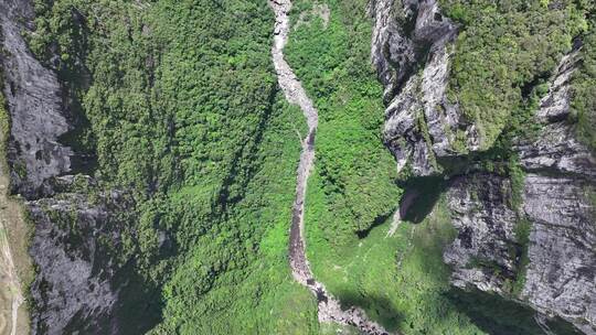 巴西南里奥格兰德州坎巴拉大峡谷。