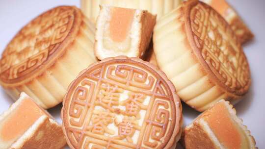 中秋月饼传统中式饼干美食甜点