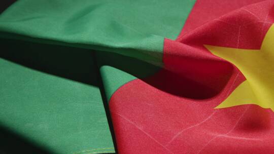 喀麦隆国旗填充框架的特写