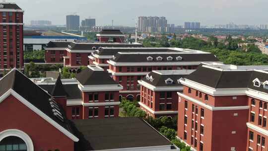 武汉中法新城外国语学校教学楼航拍