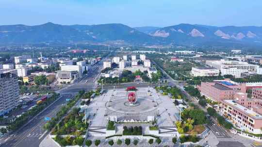 航拍太原尖草坪区多福广场全景