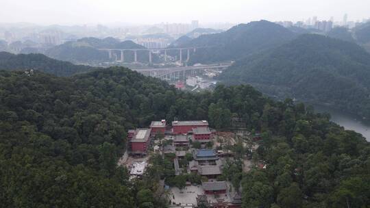 航拍贵阳黔灵山弘福寺