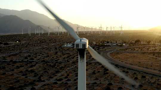 航拍戈壁大规模风力发电机