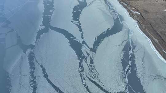 青海青海湖湖面结冰航拍4K视频